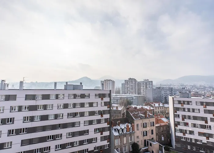 Le Cocon De Jaude F2 Hypercentre Avec Ascenseur 52bonnabaud Apartment *